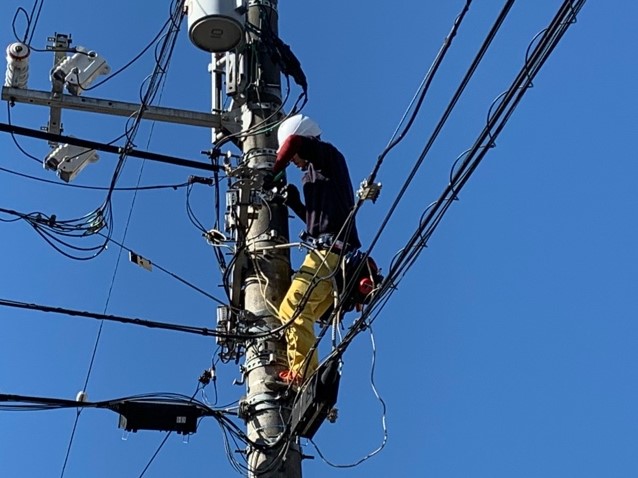 電気設備工事作業